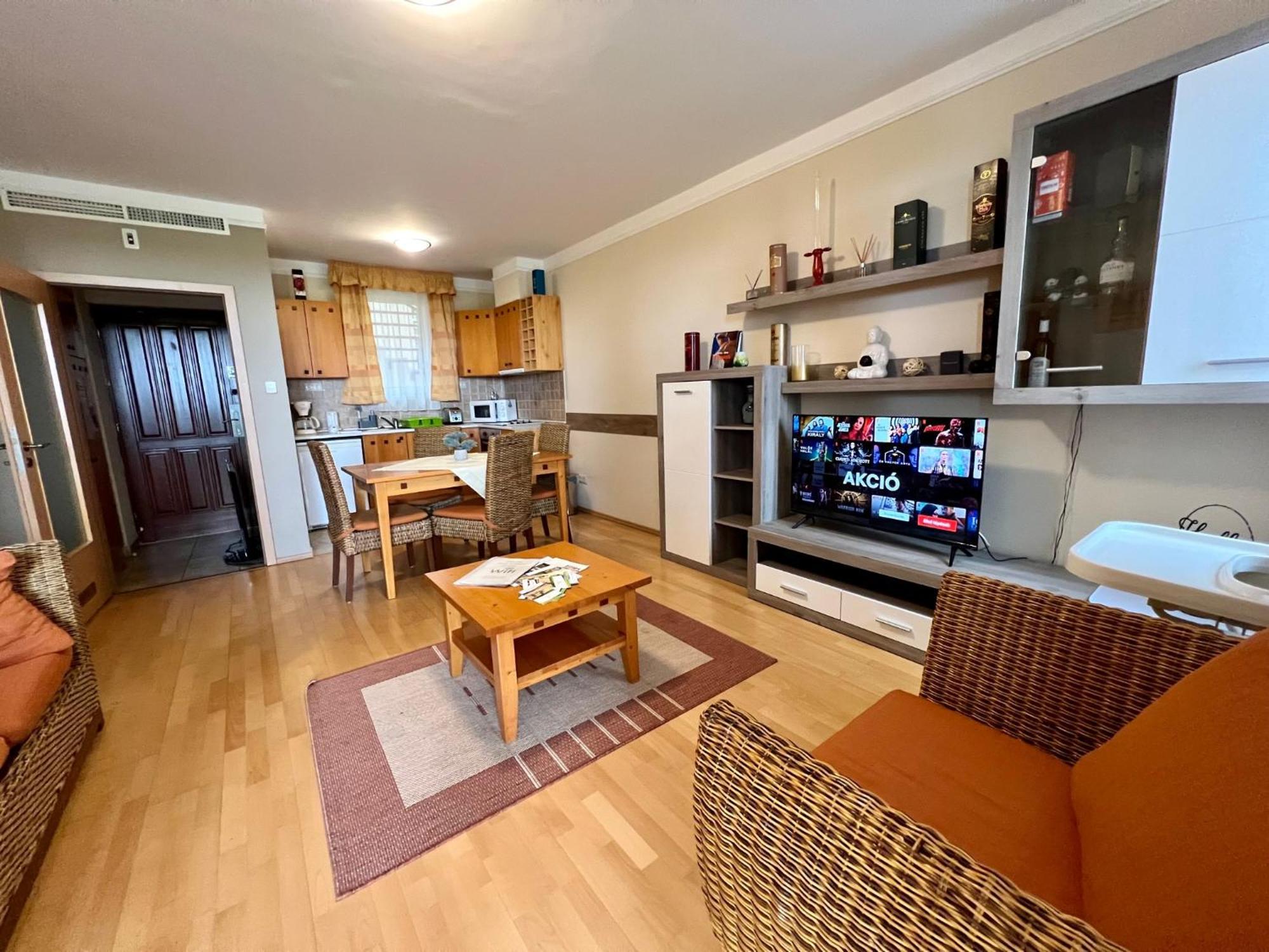 Luxus Golf Apartment Bük Exteriör bild